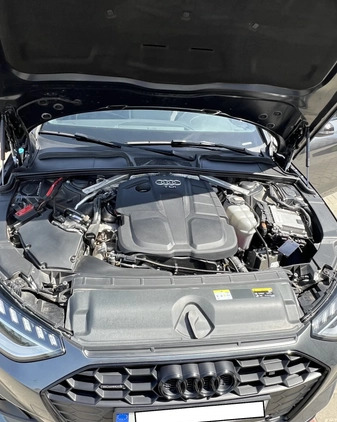 Audi A4 cena 159000 przebieg: 165000, rok produkcji 2019 z Lublin małe 301